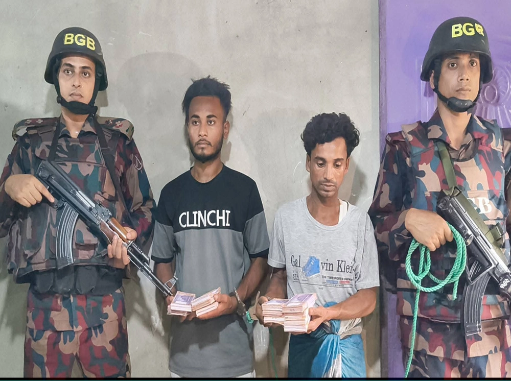 টেকনাফে জালনোট তৈরির কারখানার সন্ধান, আটক ২