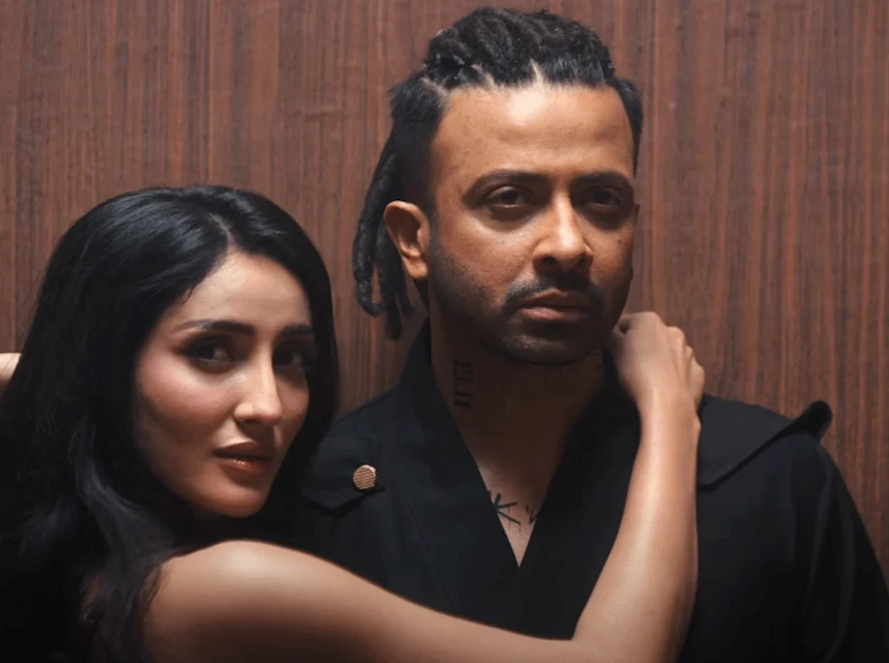 মাল্টিপ্লেক্সসহ দেশজুড়ে ১০৩ প্রেক্ষাগৃহে ‘রকস্টার’