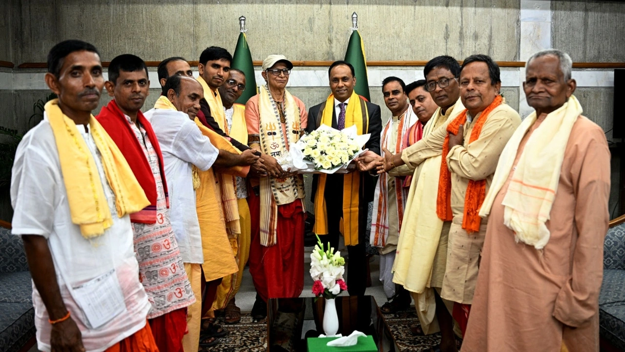 ডেপুটি স্পিকারের সাথে পুরোহিতদের সাক্ষাৎ