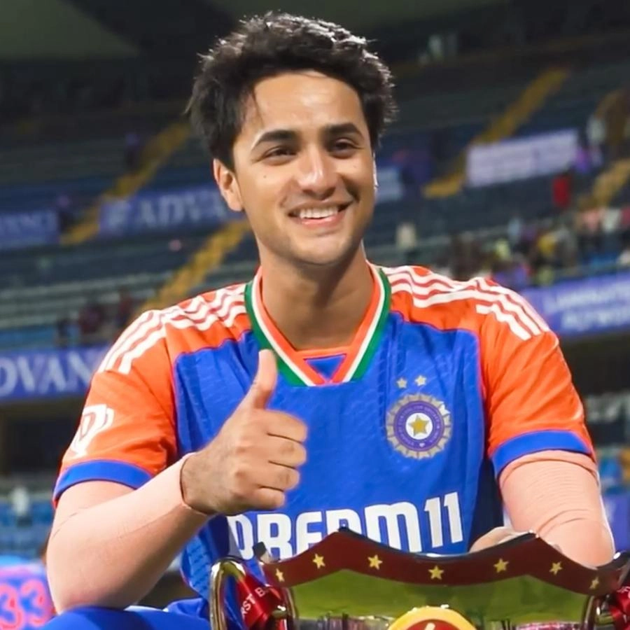 নিজের রেকর্ড ভেঙে আবারও রেকর্ড গড়লেন অভিষেক শর্মা