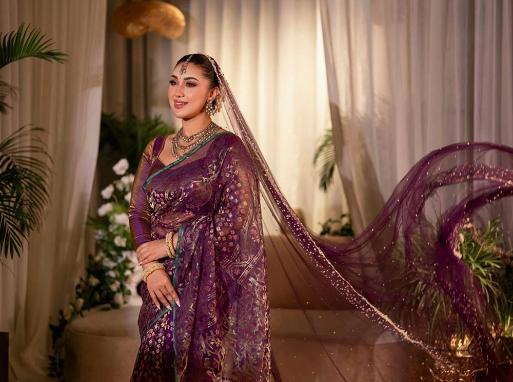 হঠাৎ অপু বিশ্বাসের রহস্যময় বার্তা
