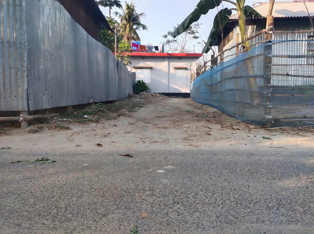 মিথ্যা মামলা দিয়ে সাংবাদিককে হয়রানি
