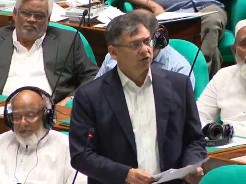 কিশোর গ্যাং দমনে সরকার বদ্ধপরিকর: স্বরাষ্ট্রমন্ত্রী
