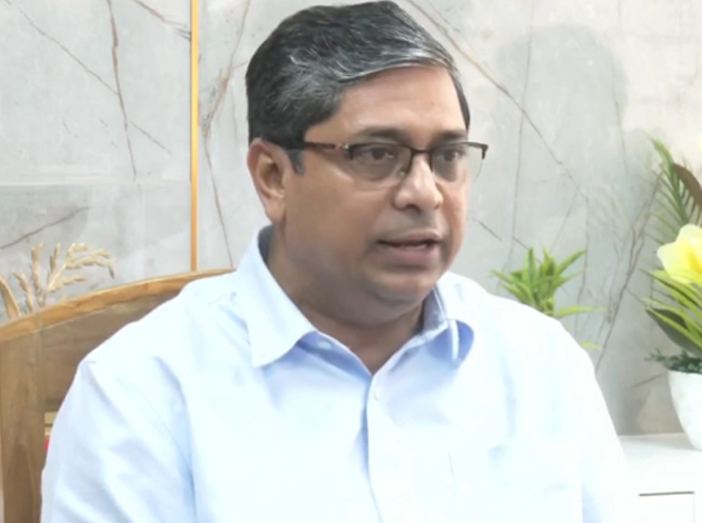 দেশকে সিঙ্গাপুর বানাতে চাই না, বাসযোগ্য করতে চাই: প্রতিমন্ত্রী শাহে আলম