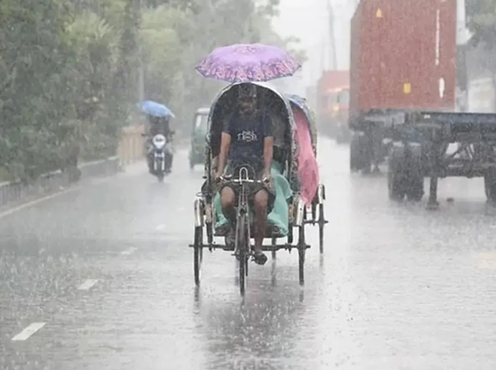 আজ ঢাকায় বৃষ্টি ও তাপমাত্রা নিয়ে যা জানাল অধিদফতর
