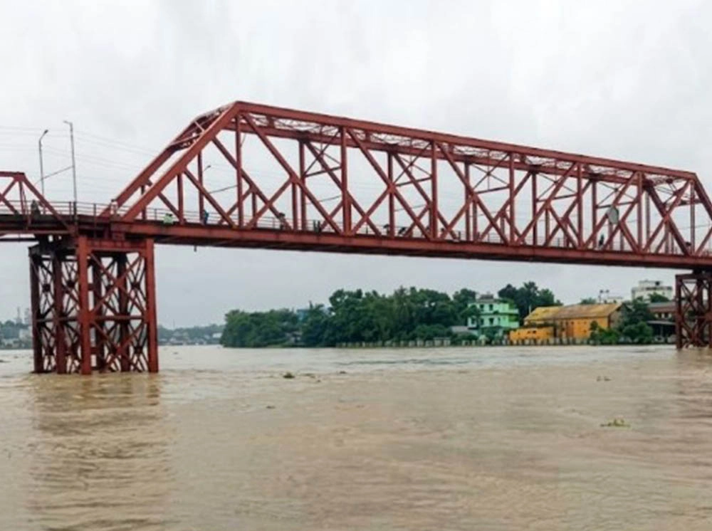 বিপৎসীমা ছাড়িয়েছে সুরমা-কুশিয়ারার পানি