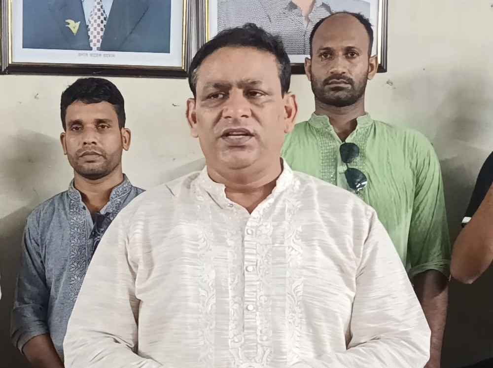 ফ্যামিলি কার্ড নিয়ে অপপ্রচারকারীরাই তা পাওয়ার আগ্রহ নিয়ে বসে আছে: এমপি খোকন