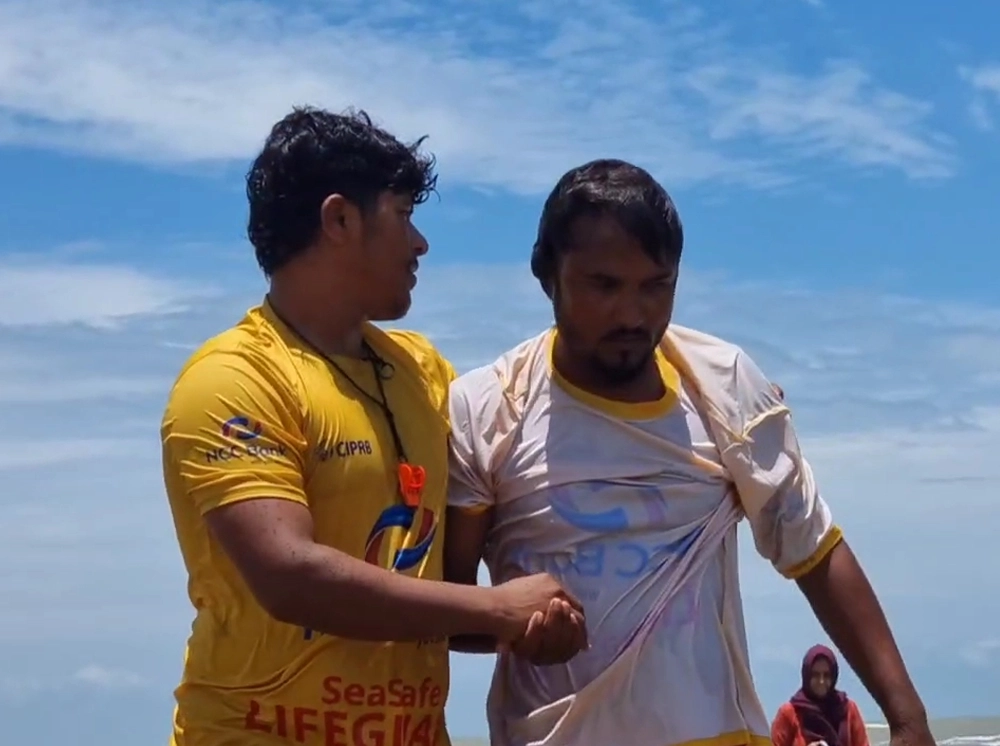 কক্সবাজার সৈকতে ১২ বছরে সহস্রাধিক মানুষকে জীবিত উদ্ধার