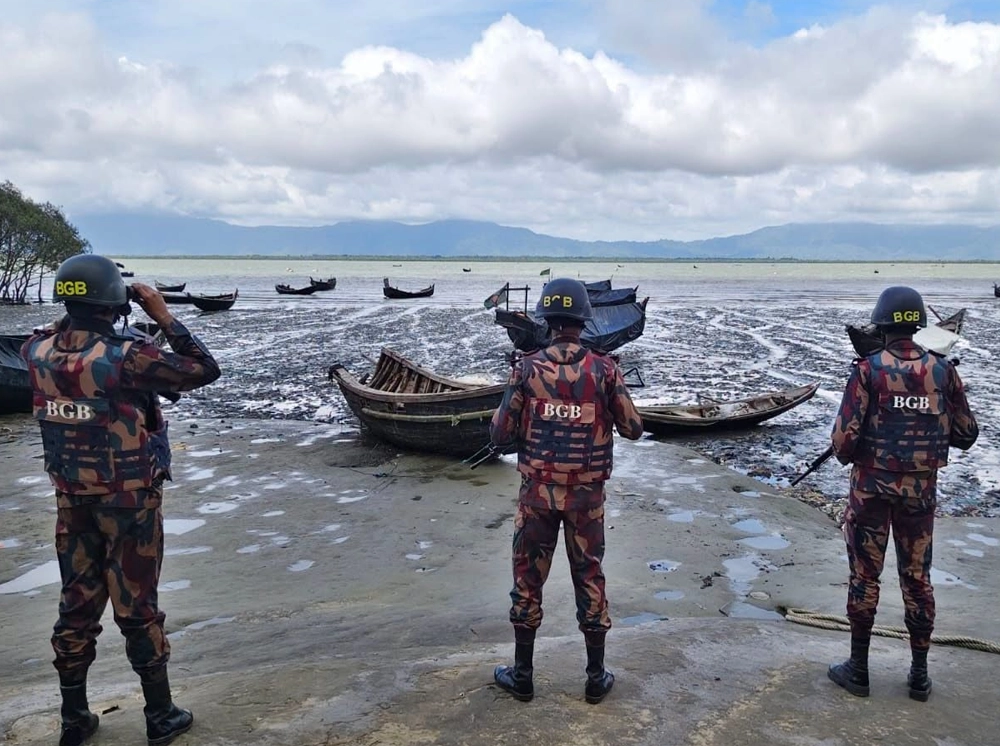 রাখাইনের সংঘাতে রোহিঙ্গা অনুপ্রবেশের শঙ্কা