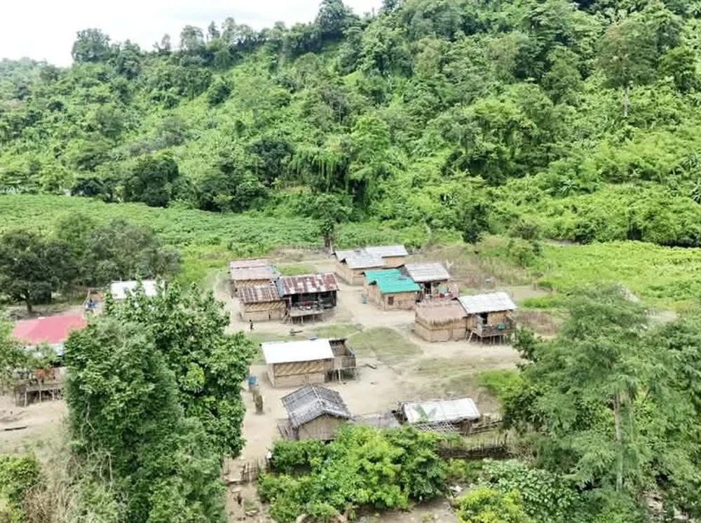 প্রধানমন্ত্রীর কার্যালয়ের উদ্যোগ, গহীন পাহাড়ে আবারও বাজবে ‘স্কুলঘণ্টা’