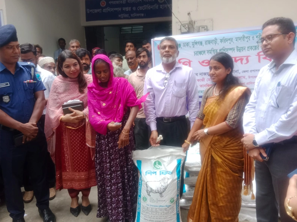 শিশুদের দুধ-ডিম খাওয়ানোর আহ্বান মানিকগঞ্জ জেলা প্রশাসকের