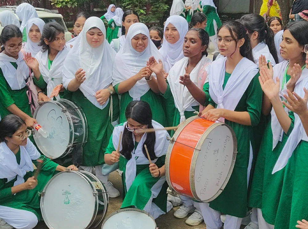 ময়মনসিংহ বোর্ডে এসএসসির ফলে মেয়েদের জয়জয়কার, পাসের হার ৫৭.৩৯%