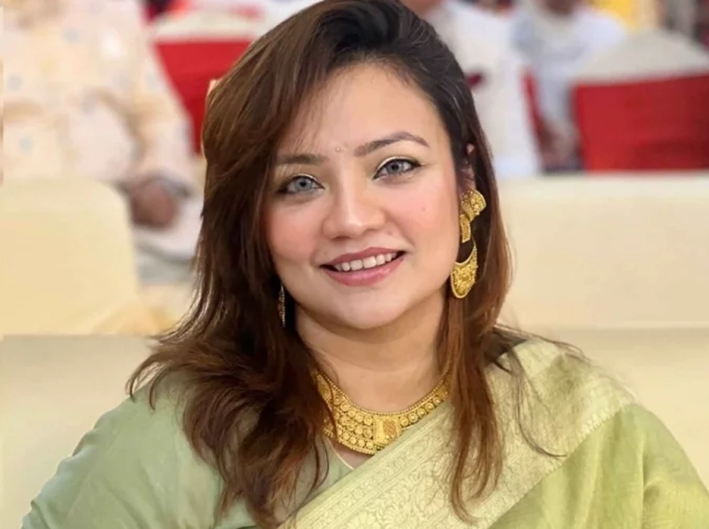 শাহবাগ থানায় ঢাবি শিক্ষিকা মোনামির জিডি