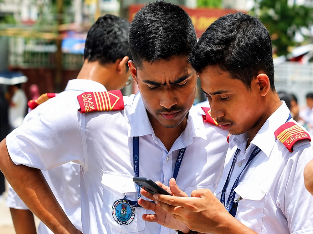 রাজনৈতিক বিবেচনায় কি পরীক্ষার ফলে হেরফের করা হয়?
