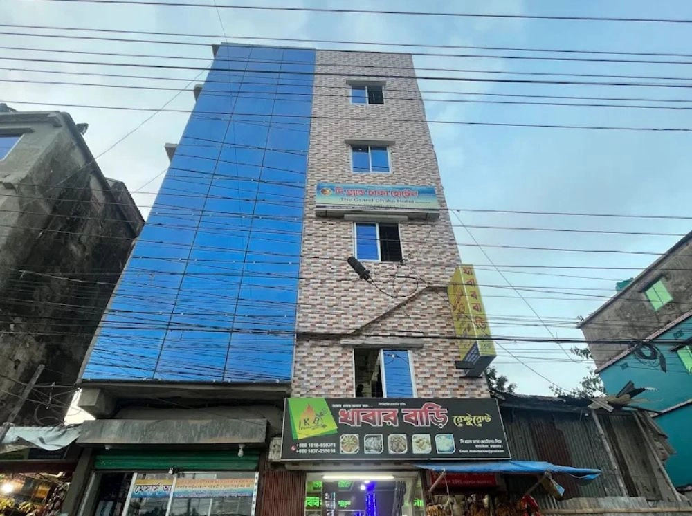 আবাসিক হোটেল থেকে পুলিশ সদস্যের লাশ উদ্ধার