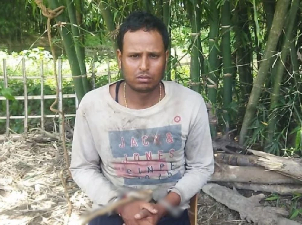 আখ চুরির অভিযোগে ভারতীয় নাগরিককে পুলিশে দিল বিজিবি