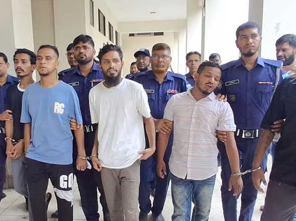 দুই তরুণীকে তুলে নিয়ে দলবদ্ধ ধর্ষণ: ৬ যুবকের আমৃত্যু কারাদণ্ড