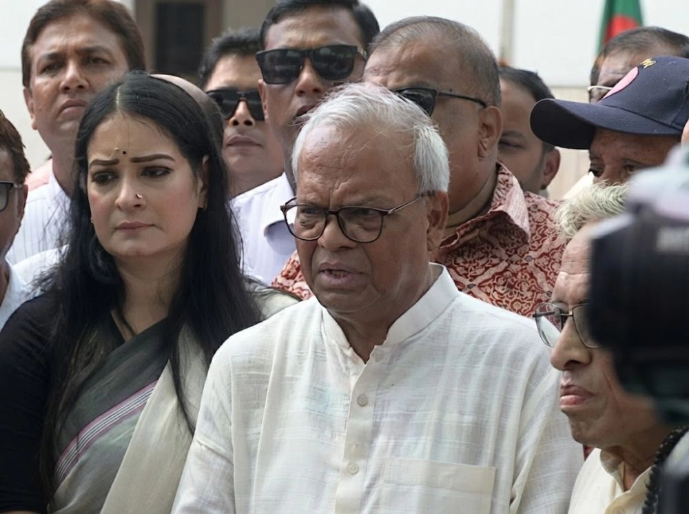 ইরান যুদ্ধ না থামলে জ্বালানি সংকট সমাধান সম্ভব নয়: রিজভী