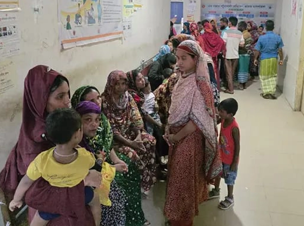 পটুয়াখালীতে বাস-অ্যাম্বুলেন্স সংঘর্ষে রোগী নিহত