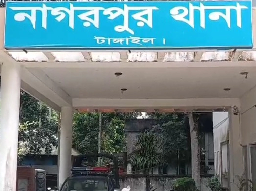 টাঙ্গাইলে স্ত্রীকে কুপিয়ে হত্যার পর স্বামীর আত্মহত্যার চেষ্টা