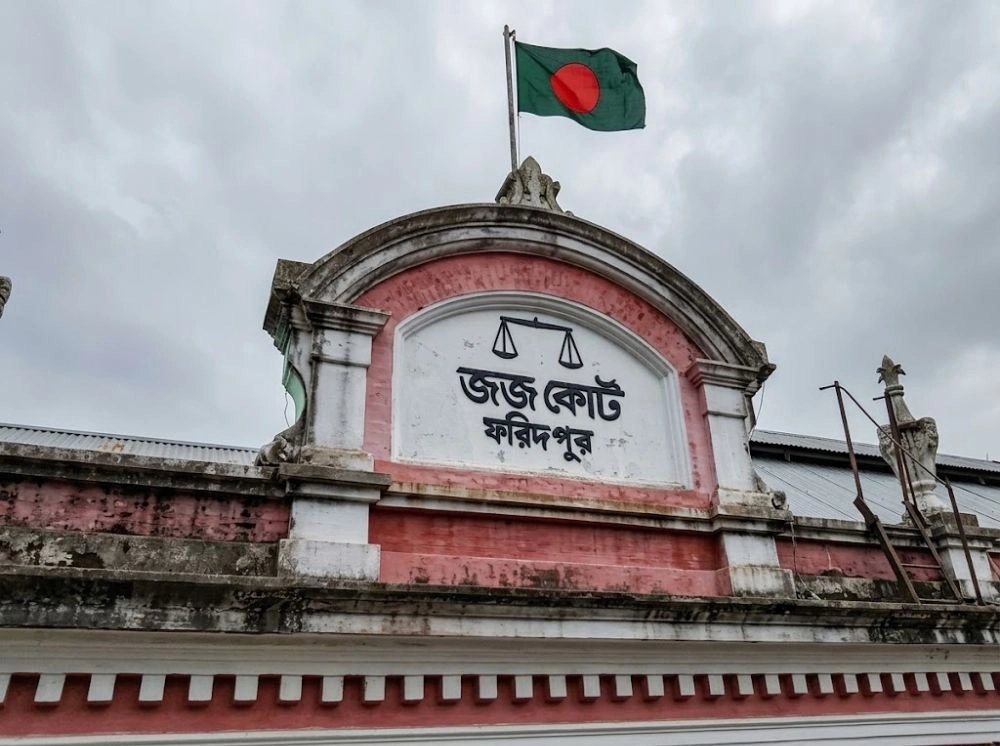 পরকীয়ার জন্য স্বামীকে হত্যা, স্ত্রী-প্রেমিকের যাবজ্জীবন