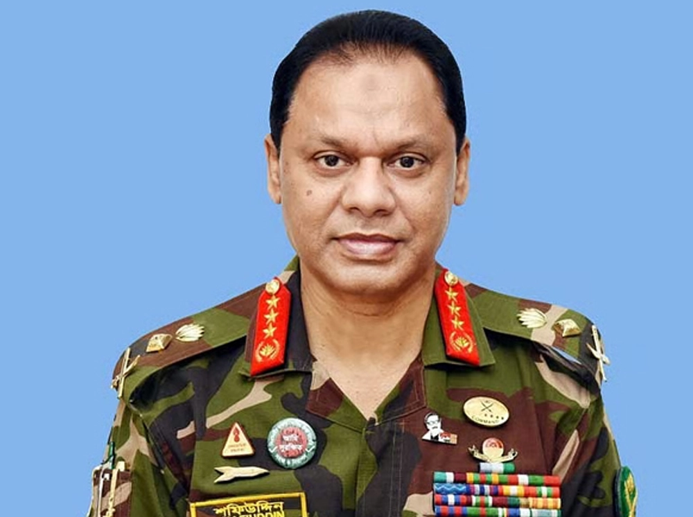 দুদকে হাজিরা নিয়ে সময় চাইলেন সাবেক সেনাপ্রধান শফিউদ্দিন