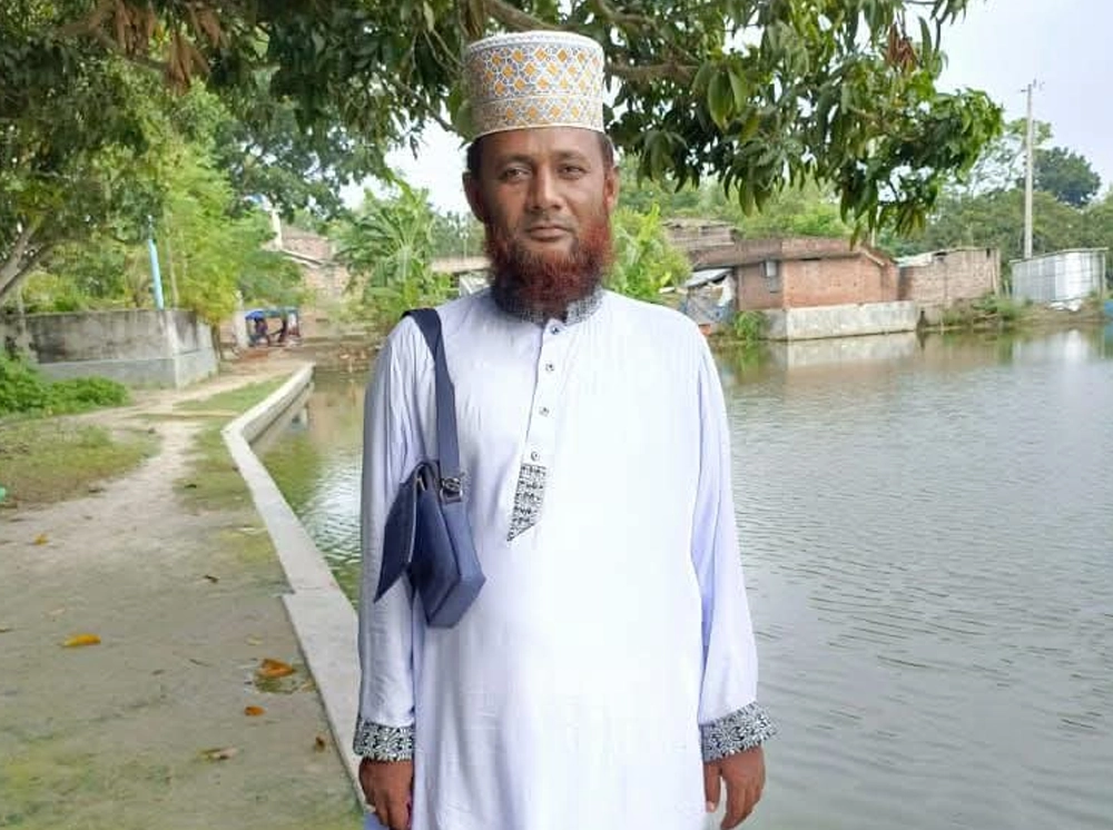 খুতবায় প্রধানমন্ত্রীকে নিয়ে আপত্তিকর মন্তব্যের অভিযোগ, তোপের মুখে ইমামের পদত্যাগ