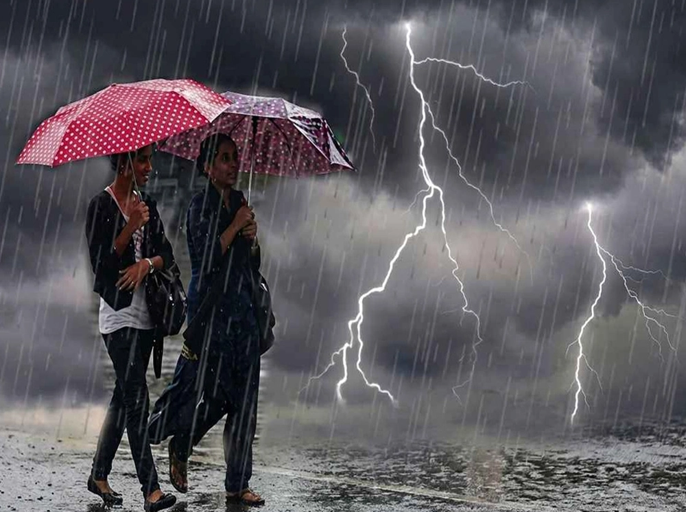 ঢাকায় বজ্রবৃষ্টির শঙ্কা