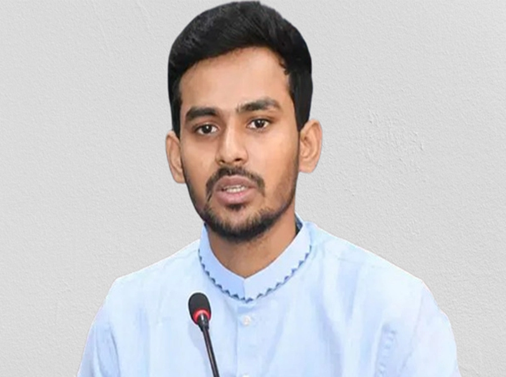 স্ত্রীসহ আসিফ মাহমুদের তথ্য চেয়ে বিএফআইইউকে দুদকের চিঠি