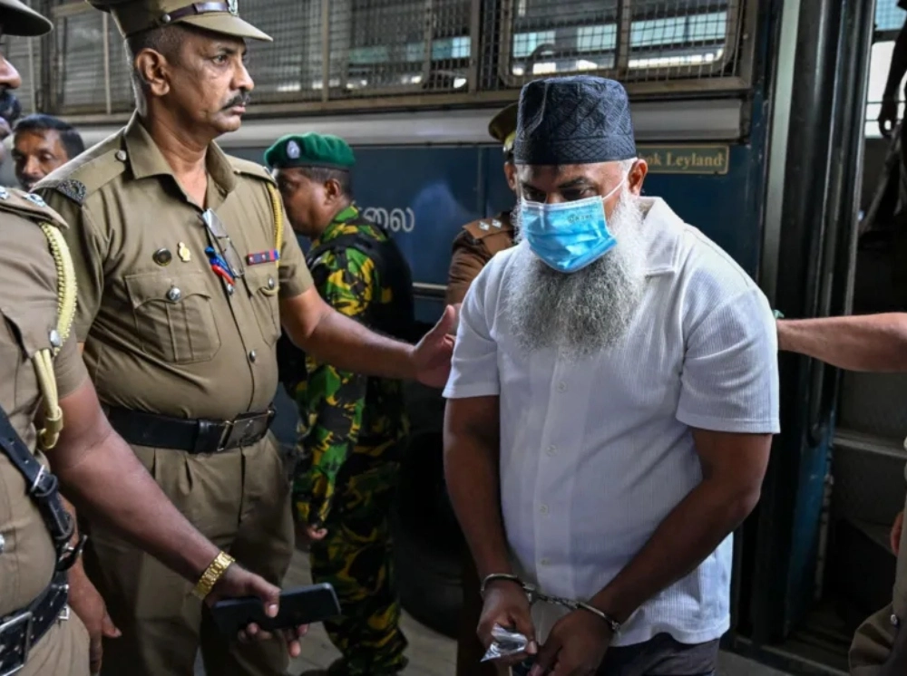 শ্রীলঙ্কায় ১৫ জনকে ২০০ বছরের কারাদণ্ড