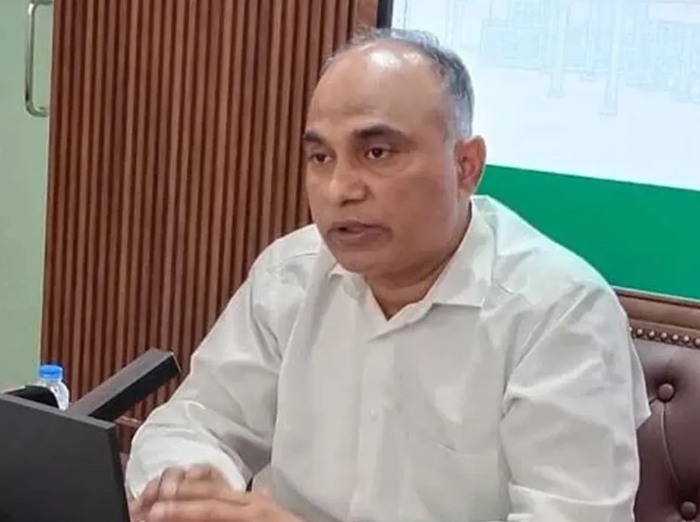 দেশে ডিসেম্বর পর্যন্ত জ্বালানি তেলের সংকট হবে না: বিপিসি চেয়ারম্যান