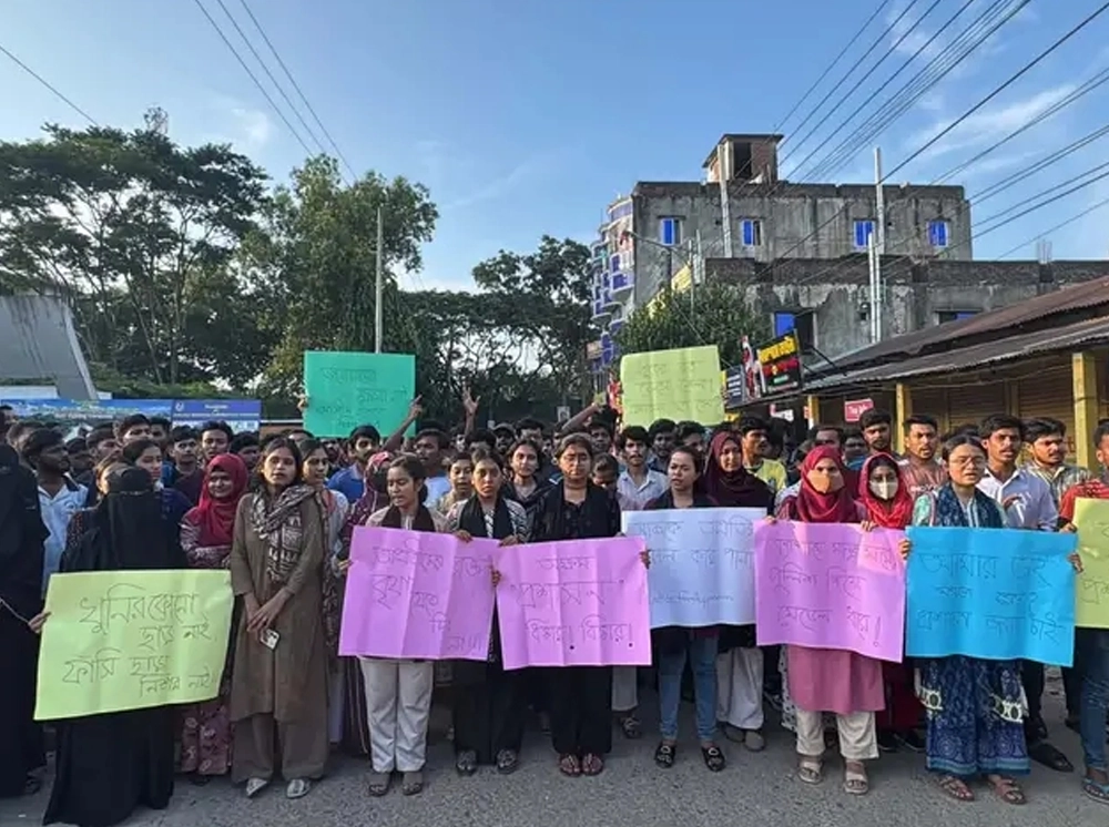 মায়ের কোল খালি কেন, প্রশাসন জবাব চাই