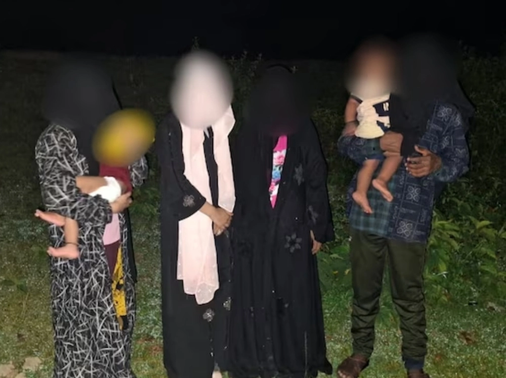 ভারতে নারী-শিশুসহ আটক ২৭ বাংলাদেশি