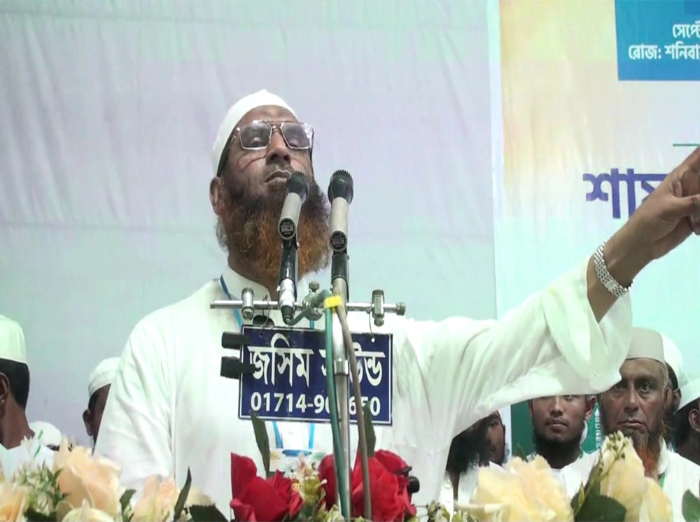 বাংলাদেশের সংবিধান ফ্যাসিবাদ তৈরির কারখানা: মামুনুল হক