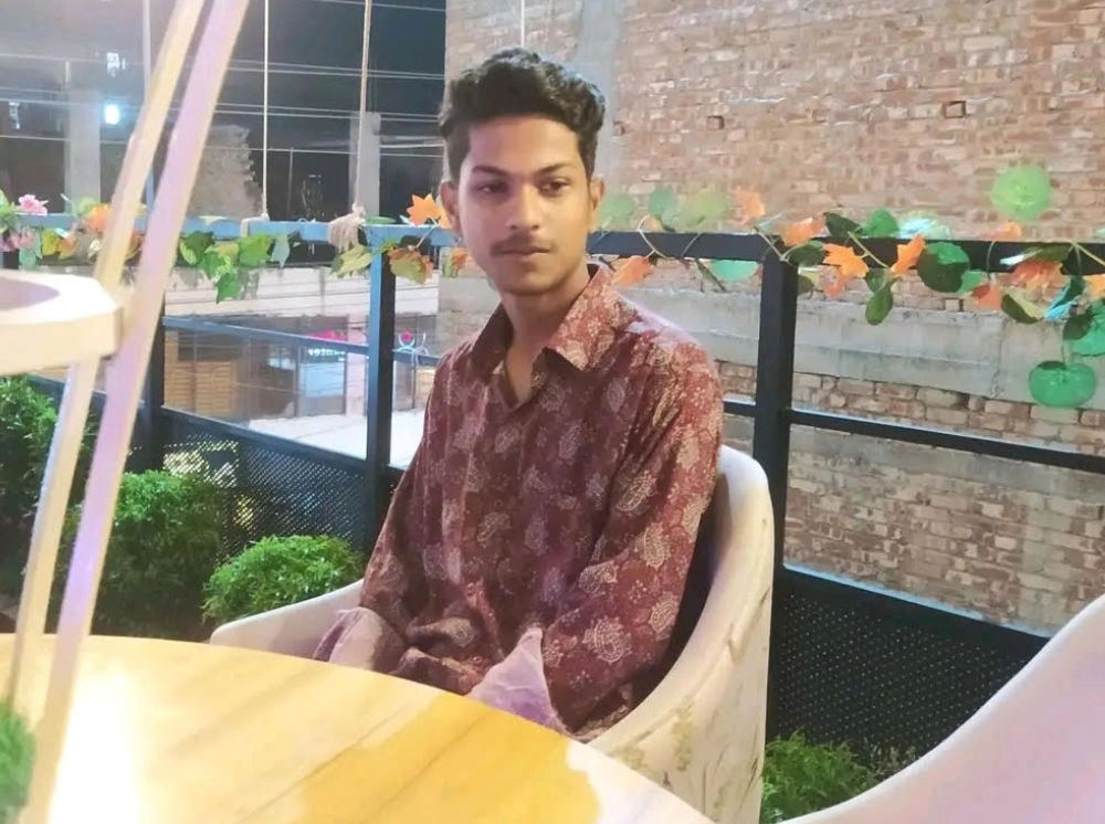 সমুদ্রসৈকতে গোসলে নেমে কলেজছাত্রের মৃত্যু