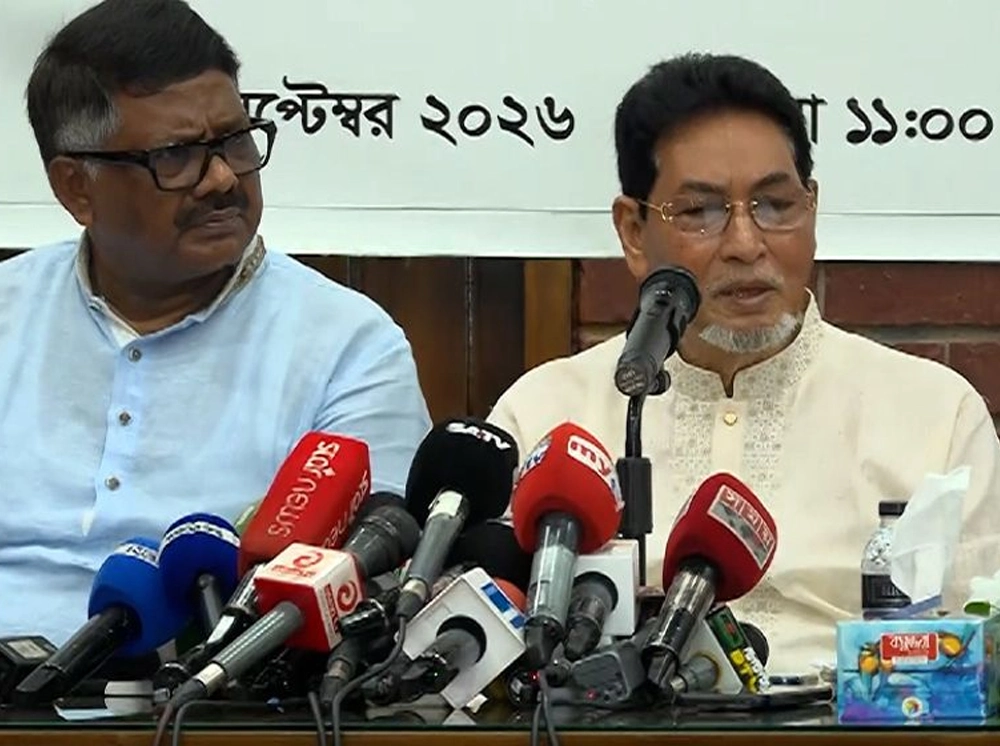 ভারতের সাথে ১০১ চুক্তি পর্যালোচনা করছে সরকার: চিফ হুইপ
