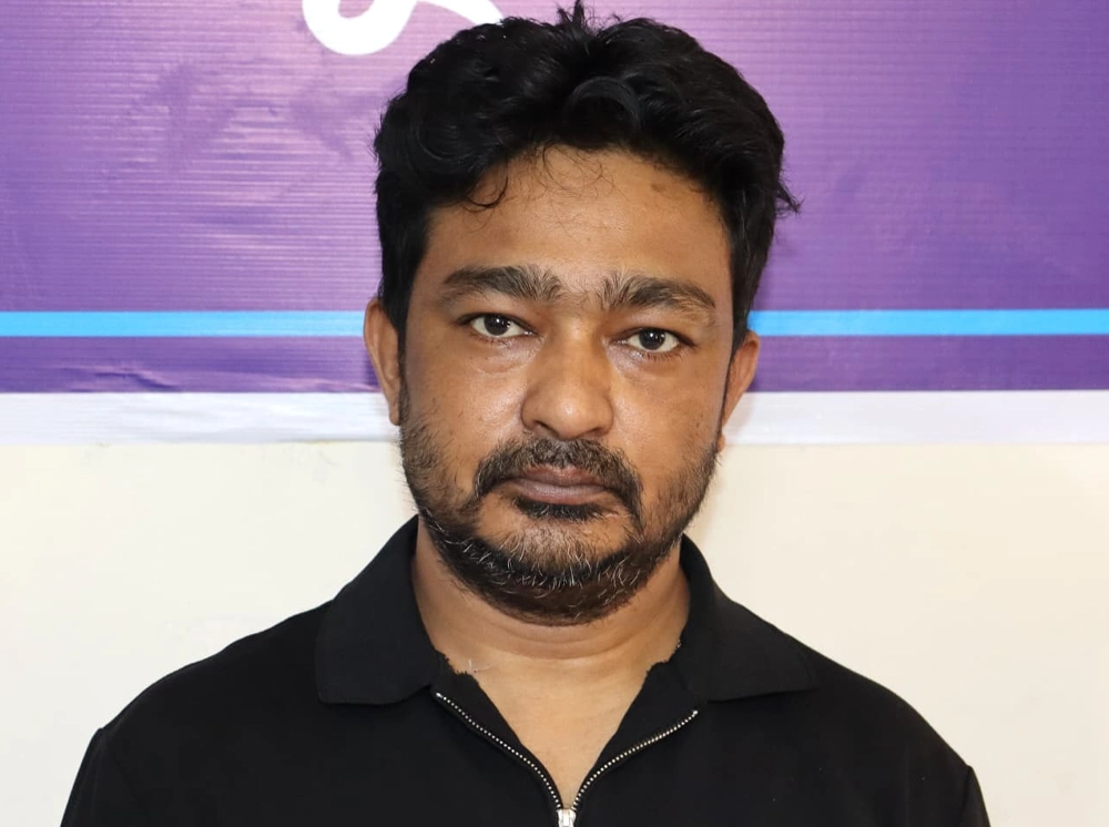 গ্রাহকের টাকা আত্মসাতের অভিযোগে অগ্রণী ব্যাংক কর্মকর্তা গ্রেফতার