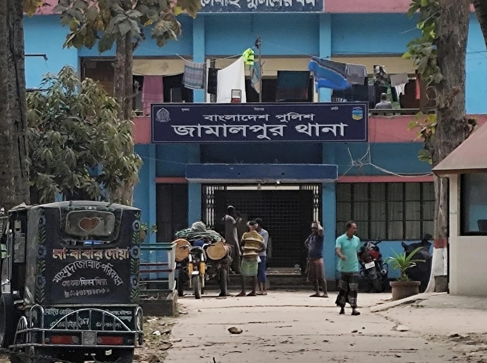 যুবলীগের মশাল মিছিল, আওয়ামী লীগ-ছাত্রলীগের ৩৩ জনের বিরুদ্ধে মামলা