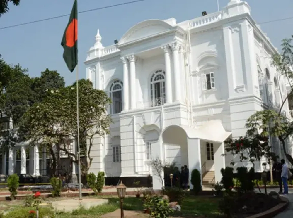 মামলা ট্রাইব্যুনাল থেকে বিচারিক আদালতে স্থানান্তরের আবেদন
