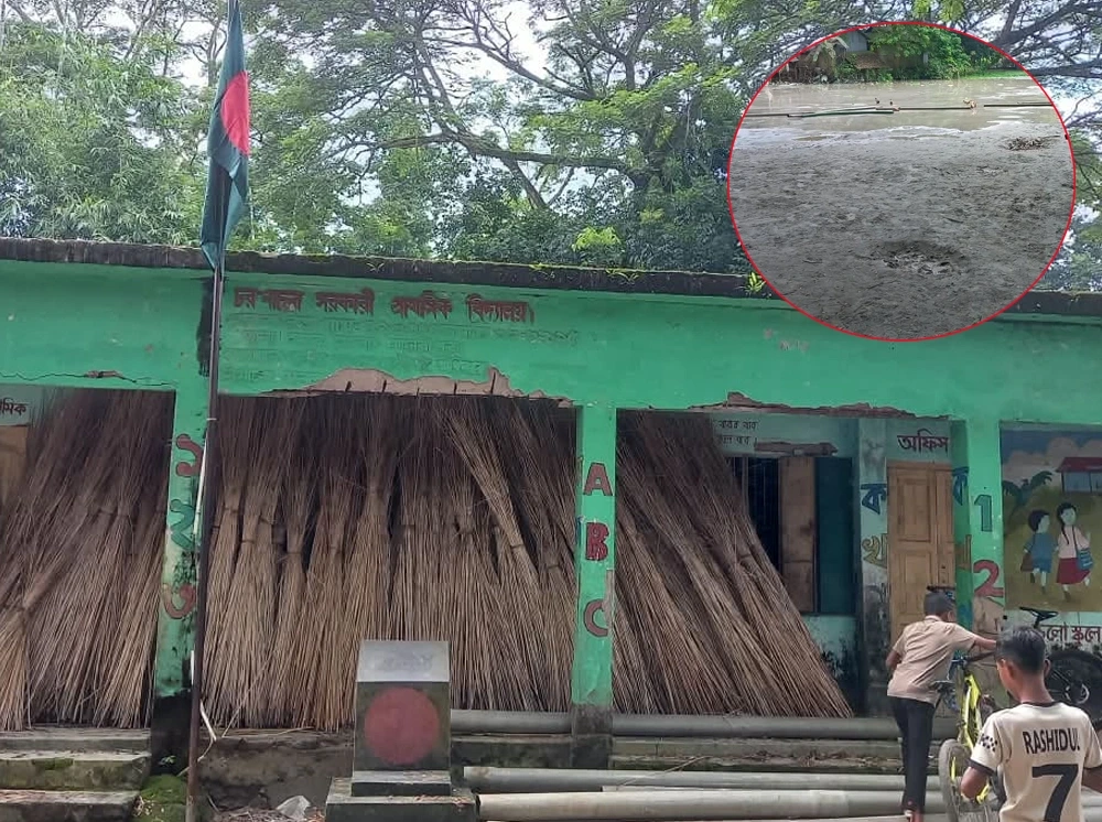 চেয়ারম্যানের ‘ব্যক্তিগত’ বালু দিয়ে সরকারি স্কুলের পুকুর ভরাট