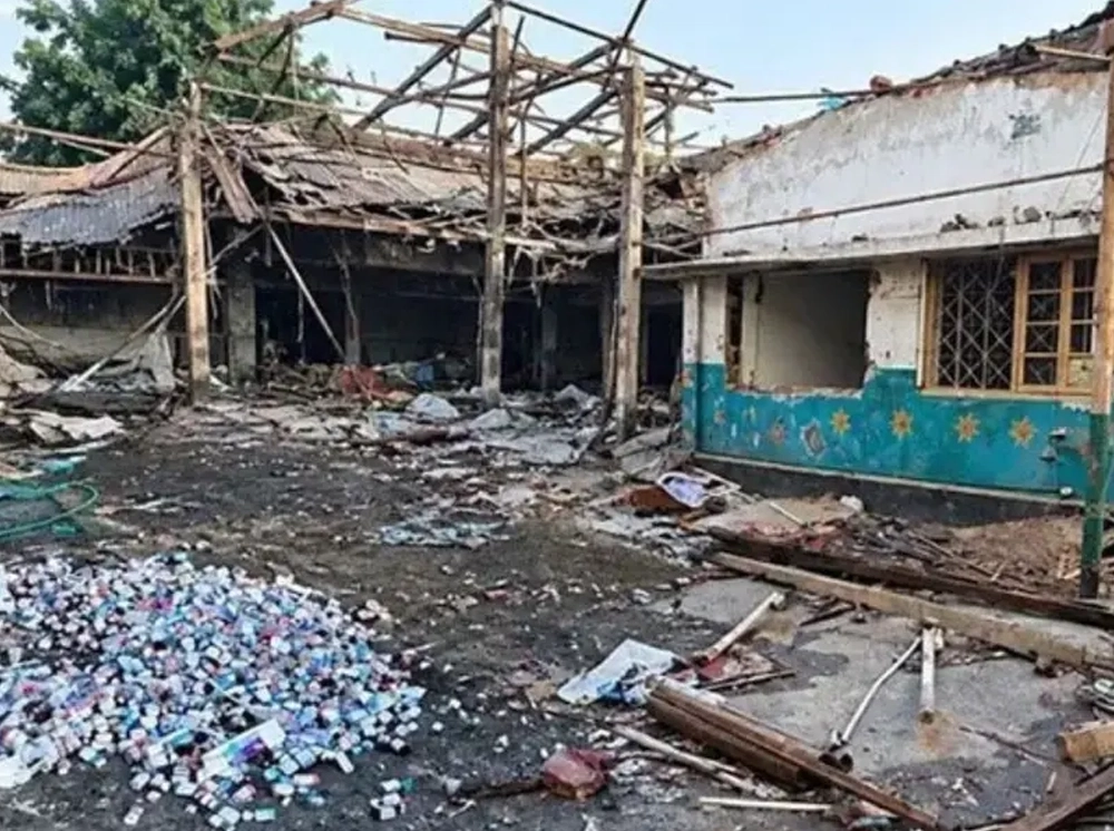 রাজধানীতে নিরাপত্তাকর্মীদের বেঁধে স্বাস্থ্য কেন্দ্রে হামলা-ভাঙচুর, গ্রেফতার ৯