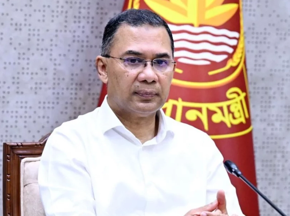 পলিথিন-প্লাস্টিকের অনিয়ন্ত্রিত ব্যবহার বন্ধে কঠোর হওয়ার নির্দেশ প্রধানমন্ত্রীর