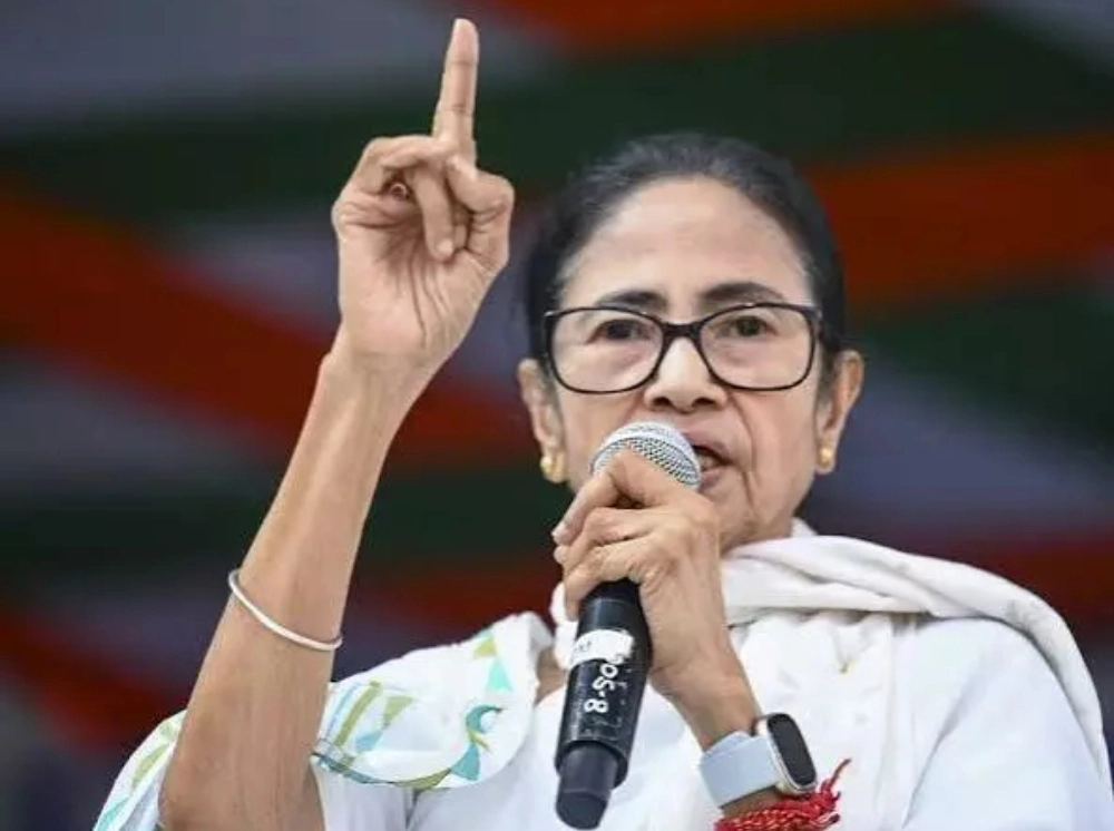 মমতার দল পেল নতুন নাম ও প্রতীক