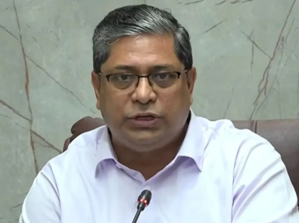 শেখ হাসিনার সাথে এনসিপি নেতাদের একটা লাইন আছে: মীর শাহে আলম