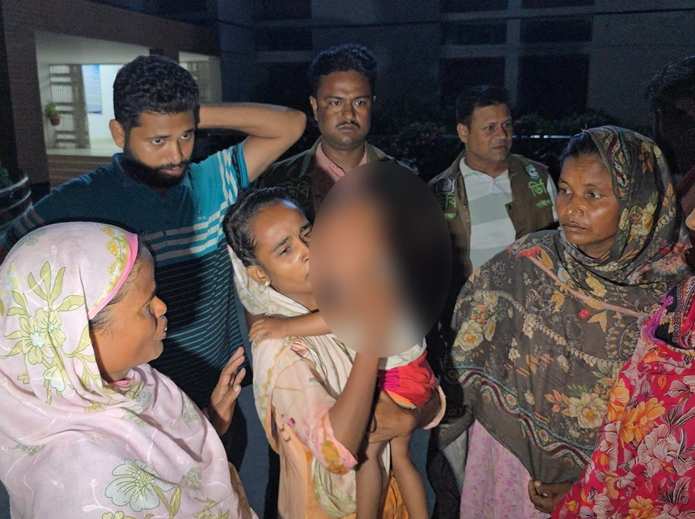 নেশার টাকার জন্য সন্তান বিক্রি, গ্রেফতার ৩