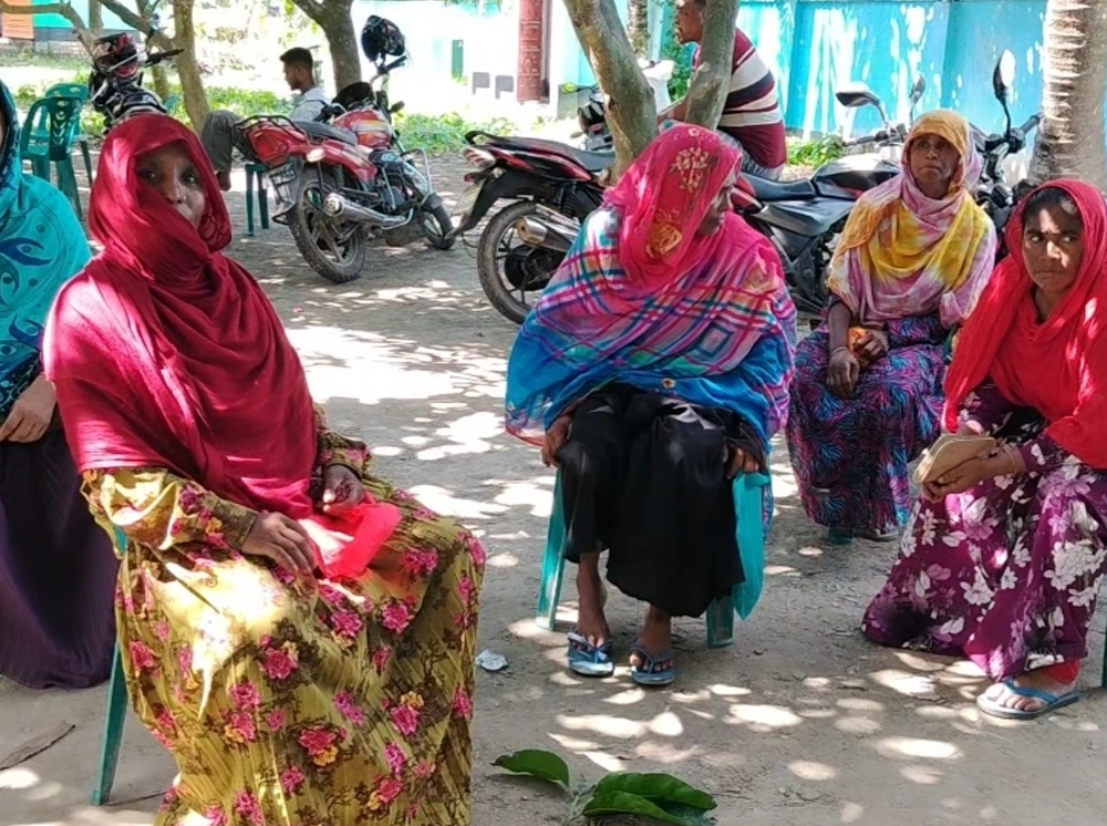 গাইবান্ধায় ৩৫ জনের শরীরে অ্যানথ্রাক্সের উপসর্গ