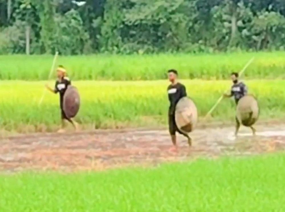 ফরিদপুরে আধিপত্য বিস্তার নিয়ে দফায় দফায় সংঘর্ষ, আহত ১০