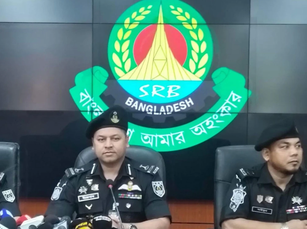 অবৈধ অস্ত্রের সন্ধান দিলে মিলবে সরকারি পুরস্কার: এসআরবি