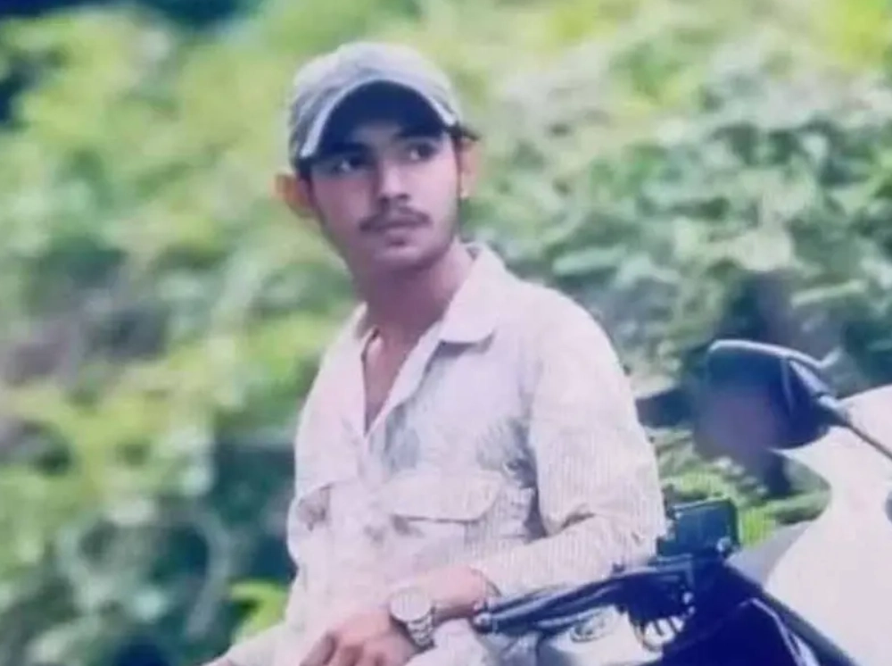 কুবি শিক্ষকের ছেলের লাশ উদ্ধারের ঘটনায় আটক ১