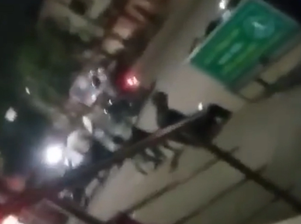 রাজধানীতে ককটেল বিস্ফোরণ